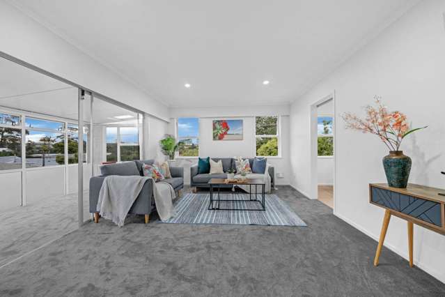 74 Vodanovich Road Te Atatu South_4