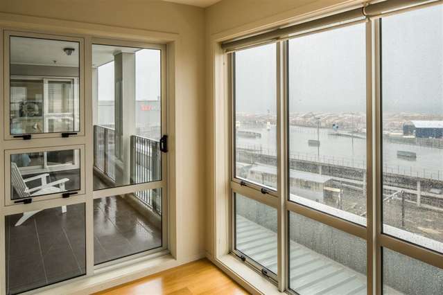 508/107 Thorndon Quay Pipitea_4