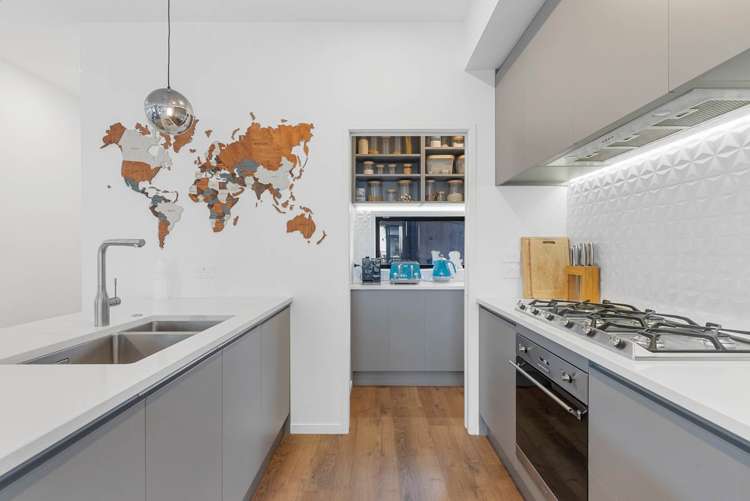 6 Reg Pearce Way Glen Innes_8