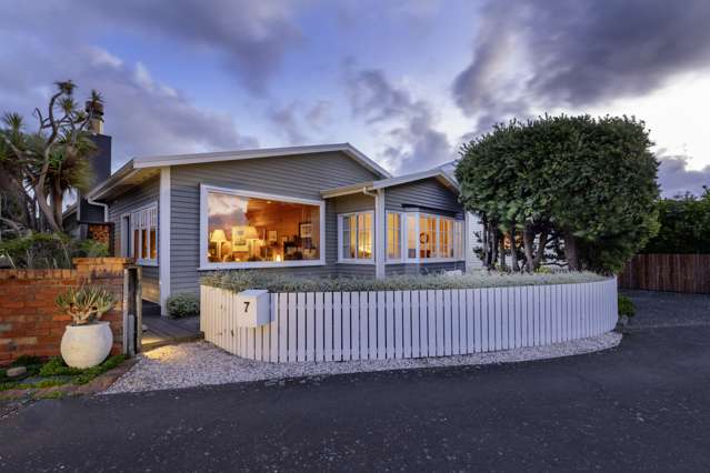 7 Marine Parade Seatoun_2