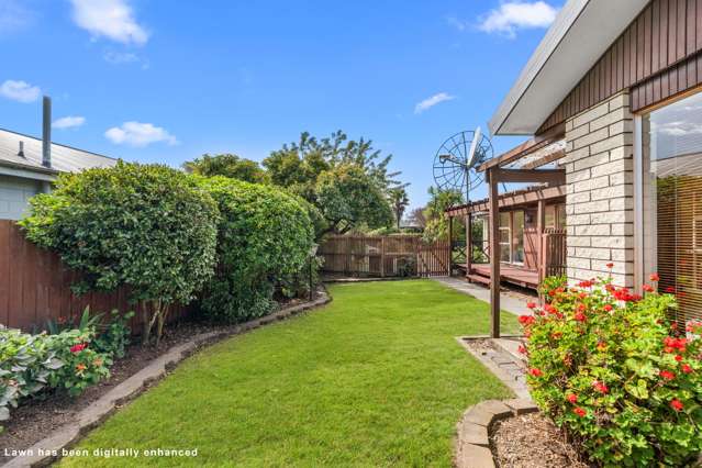 17 Yellowstone Crescent Burwood_3