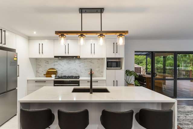 48 Shelter Drive Greenhithe_2