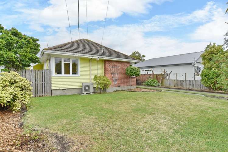 37 Mackworth Street Woolston_24