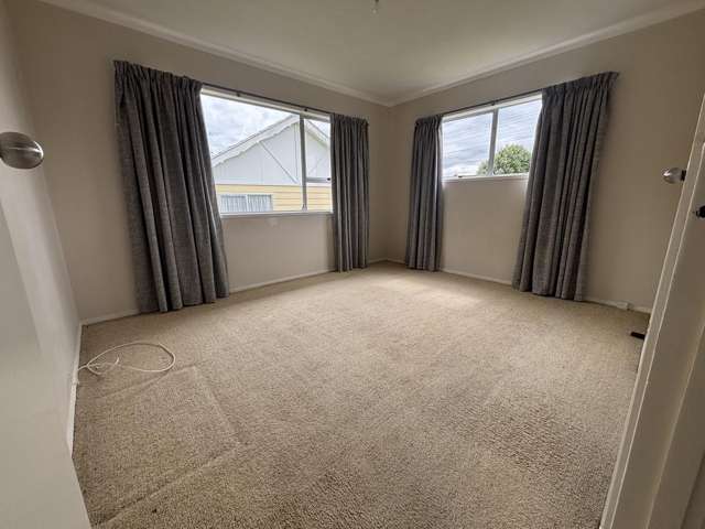 1/79 Flanshaw Road Te Atatu South_4