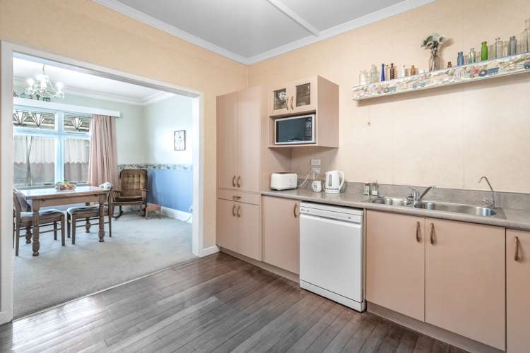 66 Thomson Street Avenal_10