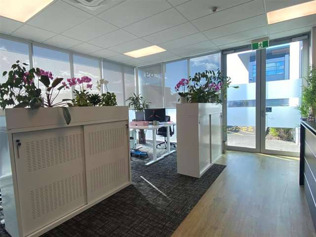 Part Ground Floor, 89 Church Road Pukete_2