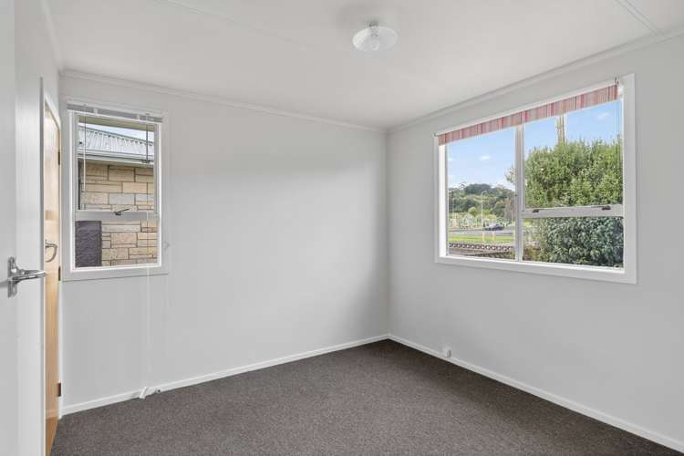 72 Tyndall Road Outer Kaiti_13