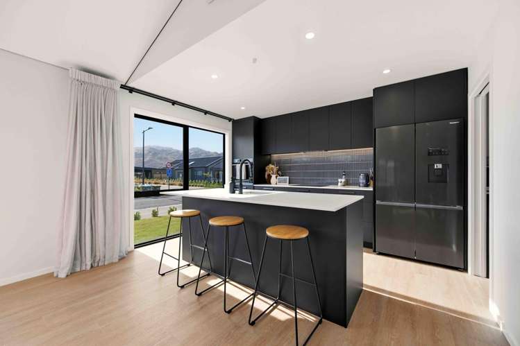 12 Booth Drive Cromwell_2