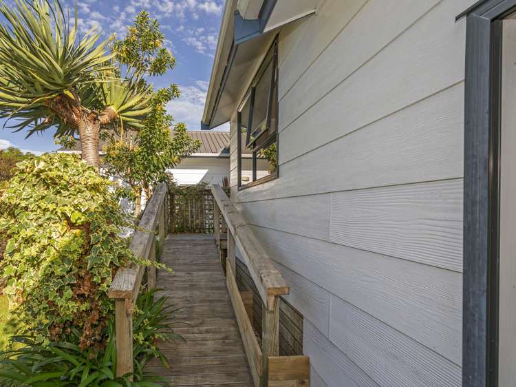 121 Manuka Place Matarangi_19