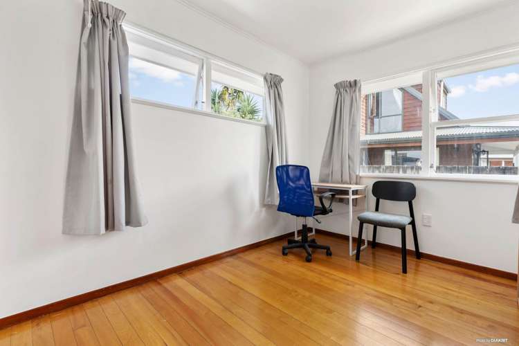 29a Rosalind Road Glenfield_10