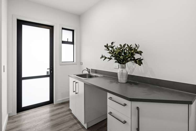 7 Rotoiti Way Poraiti_12