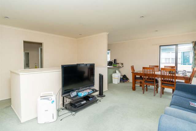 4/1161 Victoria Street Whitiora_4