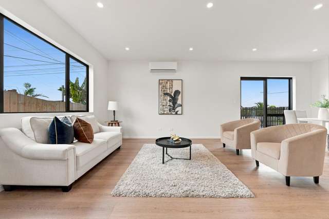 Units 1-3/48 Roberts Road Te Atatu South_3