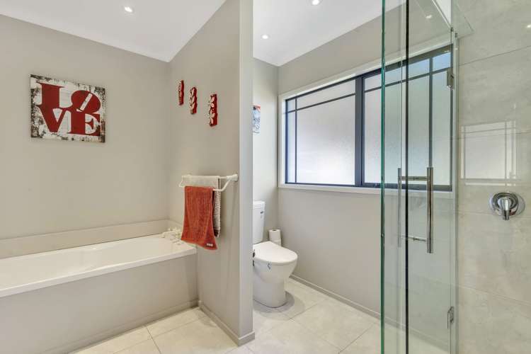 16 Urenui Beach Road Urenui_24