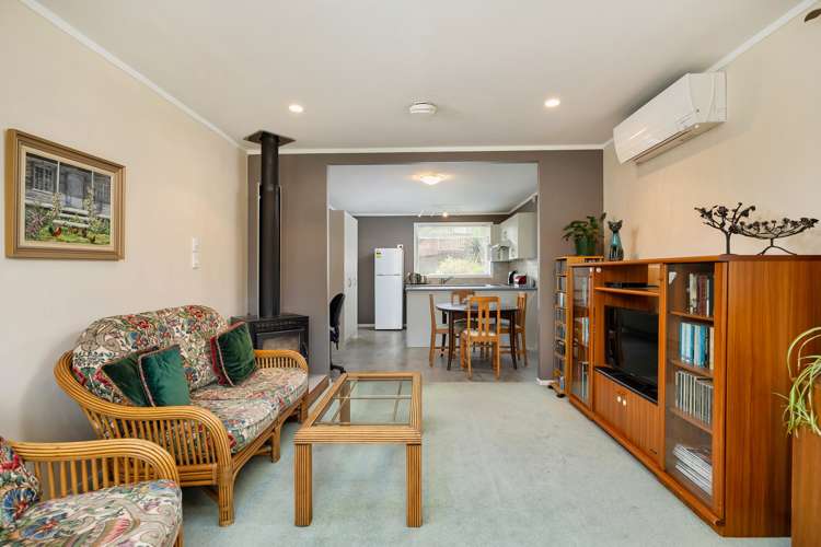 11 Onedin Place Titirangi_12