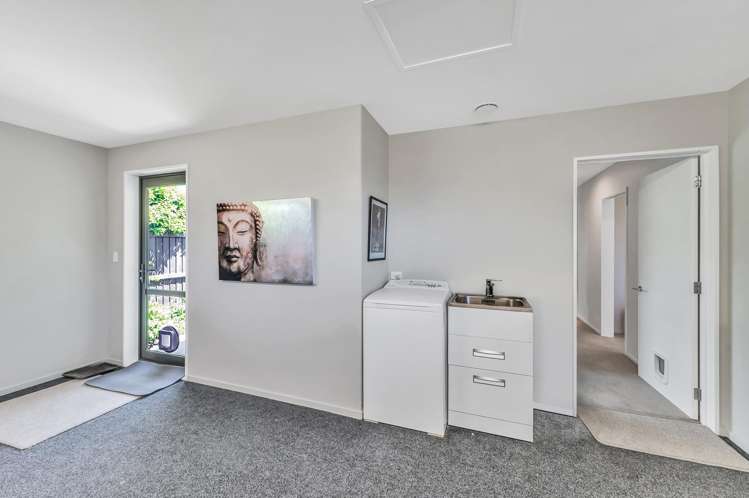 11 Florence Drive Lincoln_24