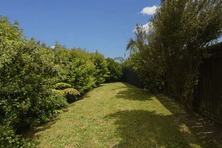 15 Glenfield Place Brookfield_13