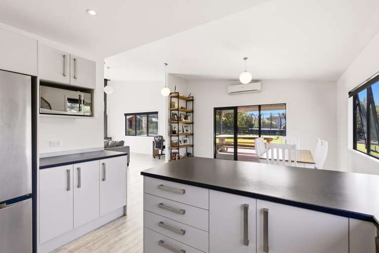 92 Lisland Drive Kinloch_9