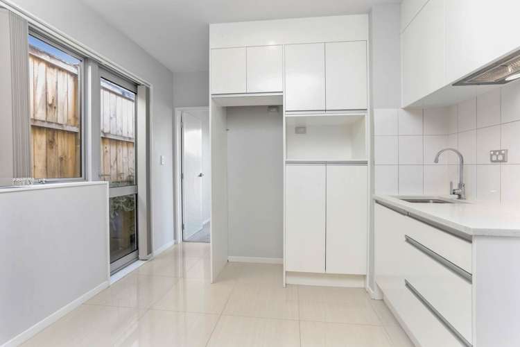 5 Palazzo Close Flat Bush_13