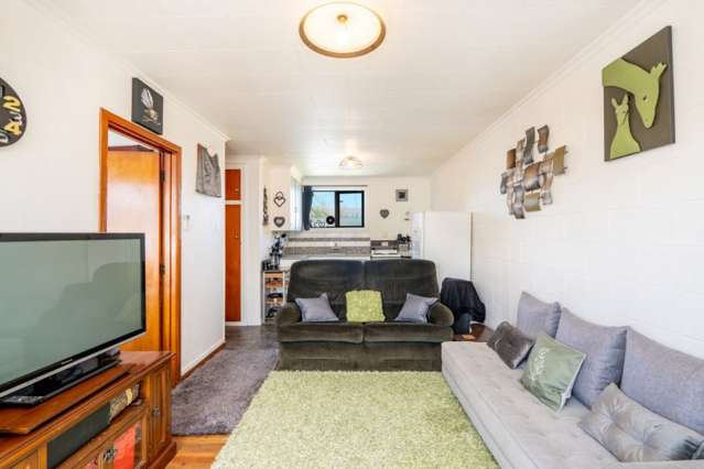 2/233 Ettrick Street Appleby_3