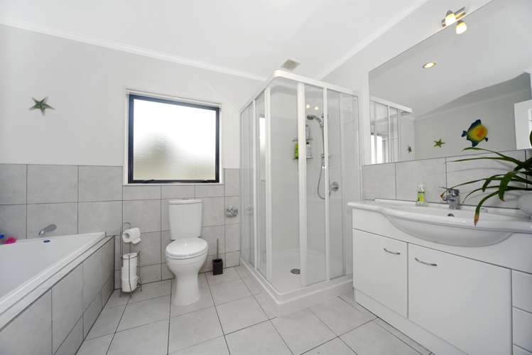 3 Mclaren Place Otaki_7