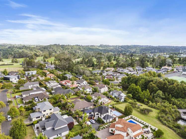 23 English Oak Drive Schnapper Rock_44