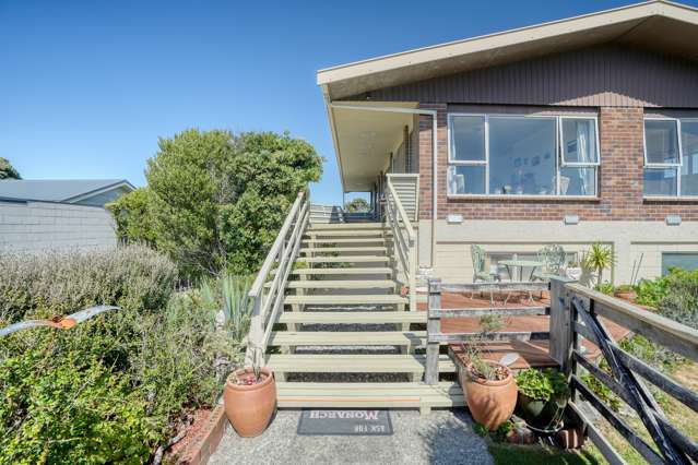 216 Revell Street Hokitika_1