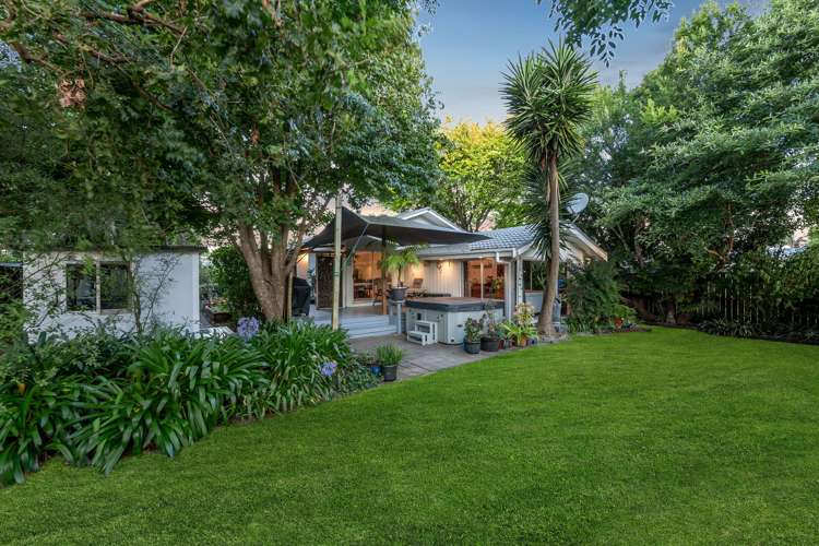 6 Ellison Place Pakuranga Heights_23