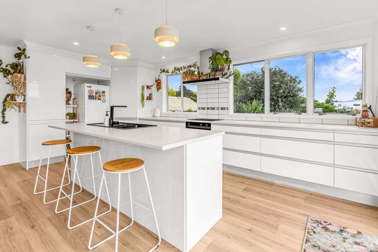 1092 State Highway 30_3