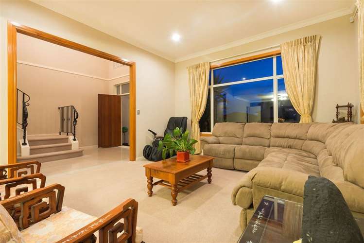 15 Gibbston Crescent Flat Bush_7