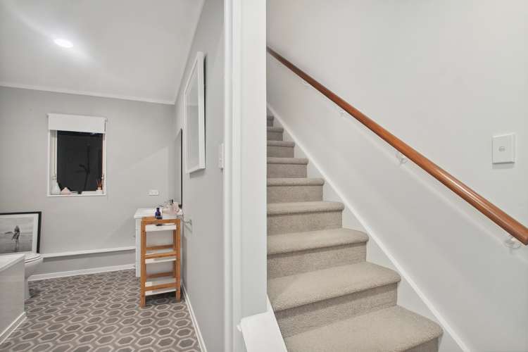 20a Thomas Avenue Te Atatu Peninsula_21