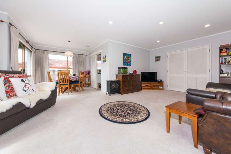 8 Tatyana Place Massey_11