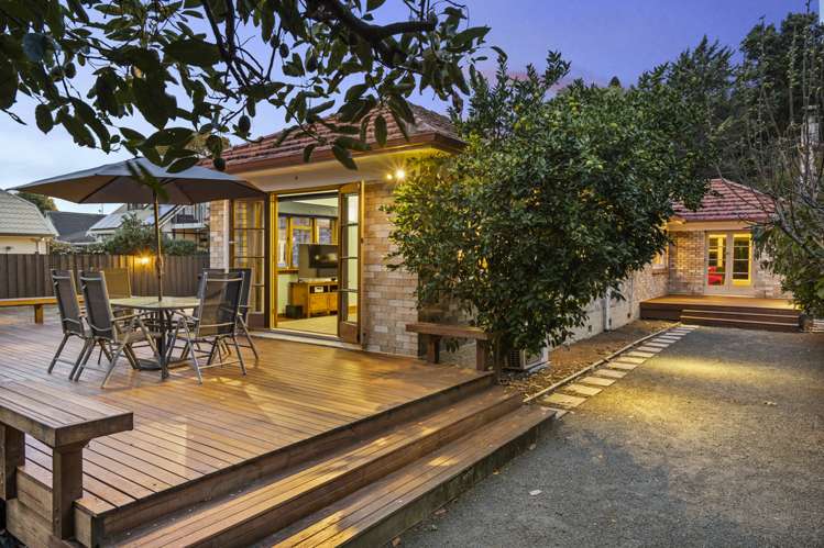 15 Beach Road Pahurehure_14