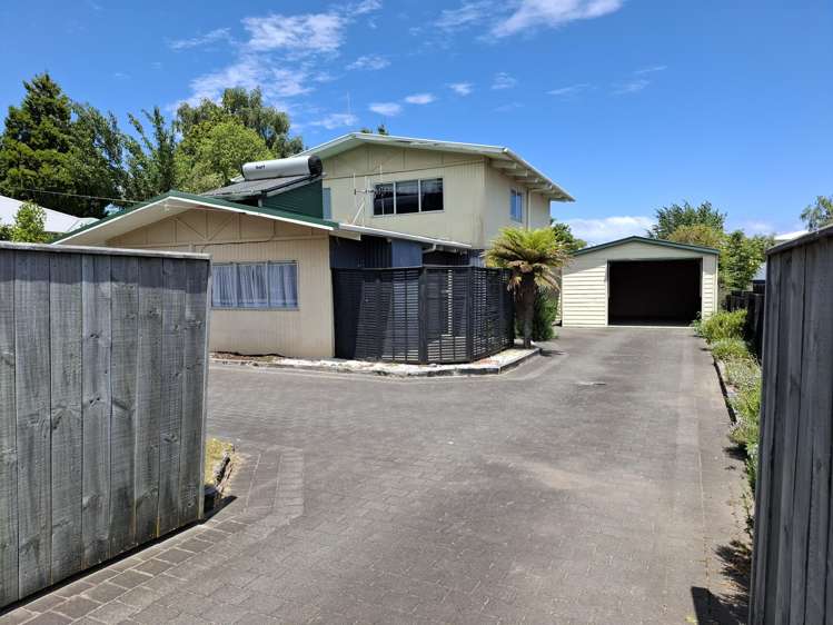 2/31 Wheretia Street Town Centre_24