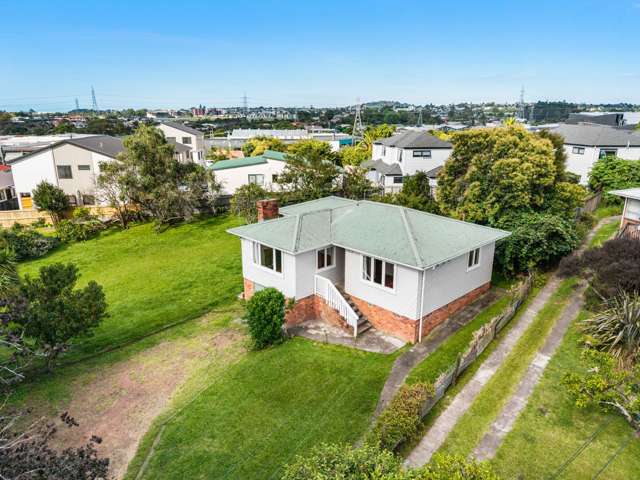 27 Reid Road New Lynn_3