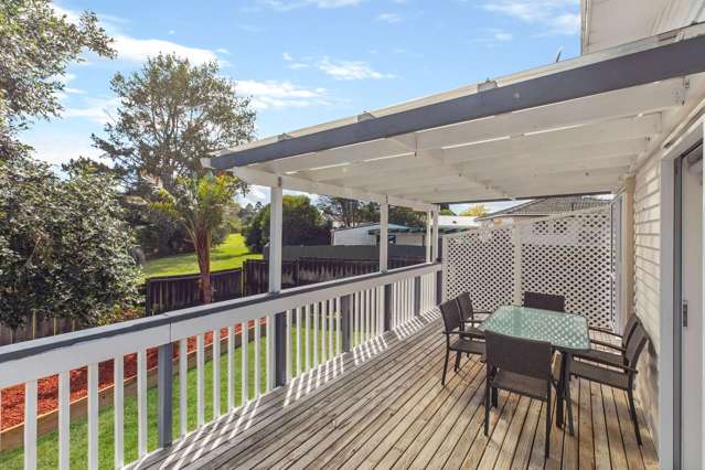 93 Riverpark Crescent Henderson_1