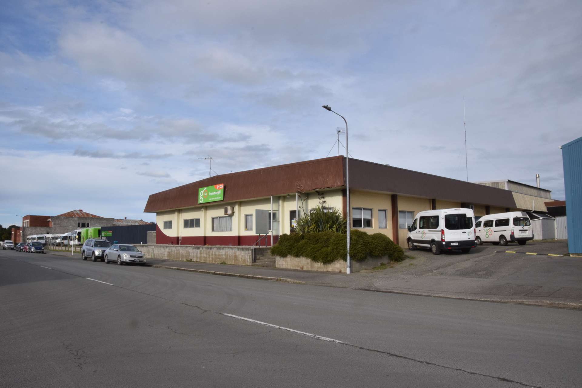 25, 29, 33 Eye St and 35 Eye St and 65, 71 and 77 Nith St, 138 Tweed St West Invercargill_0