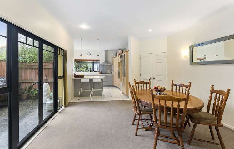 34a Domanski Crescent Owhiro Bay_3