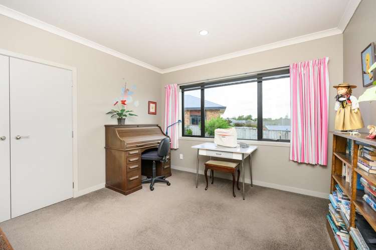 8 Stonebridge Heights Feilding_12