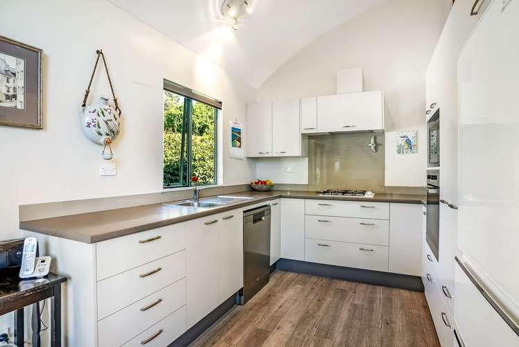 8b Te Papau Crescent Diamond Harbour_7