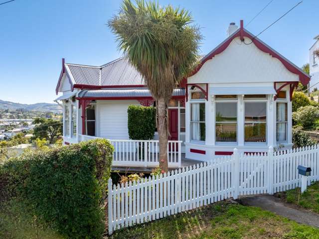 Three Bedrooms In Kaikorai