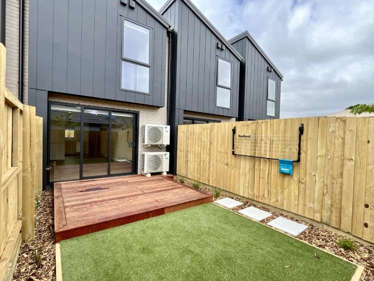 6/120 Hastings Street East_0