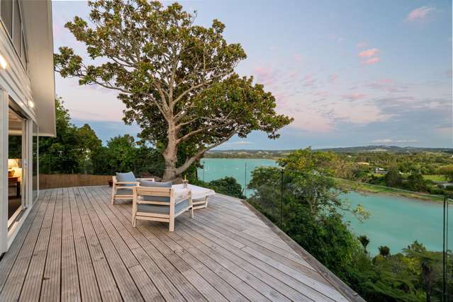 Estuary Views & Exceptional Design