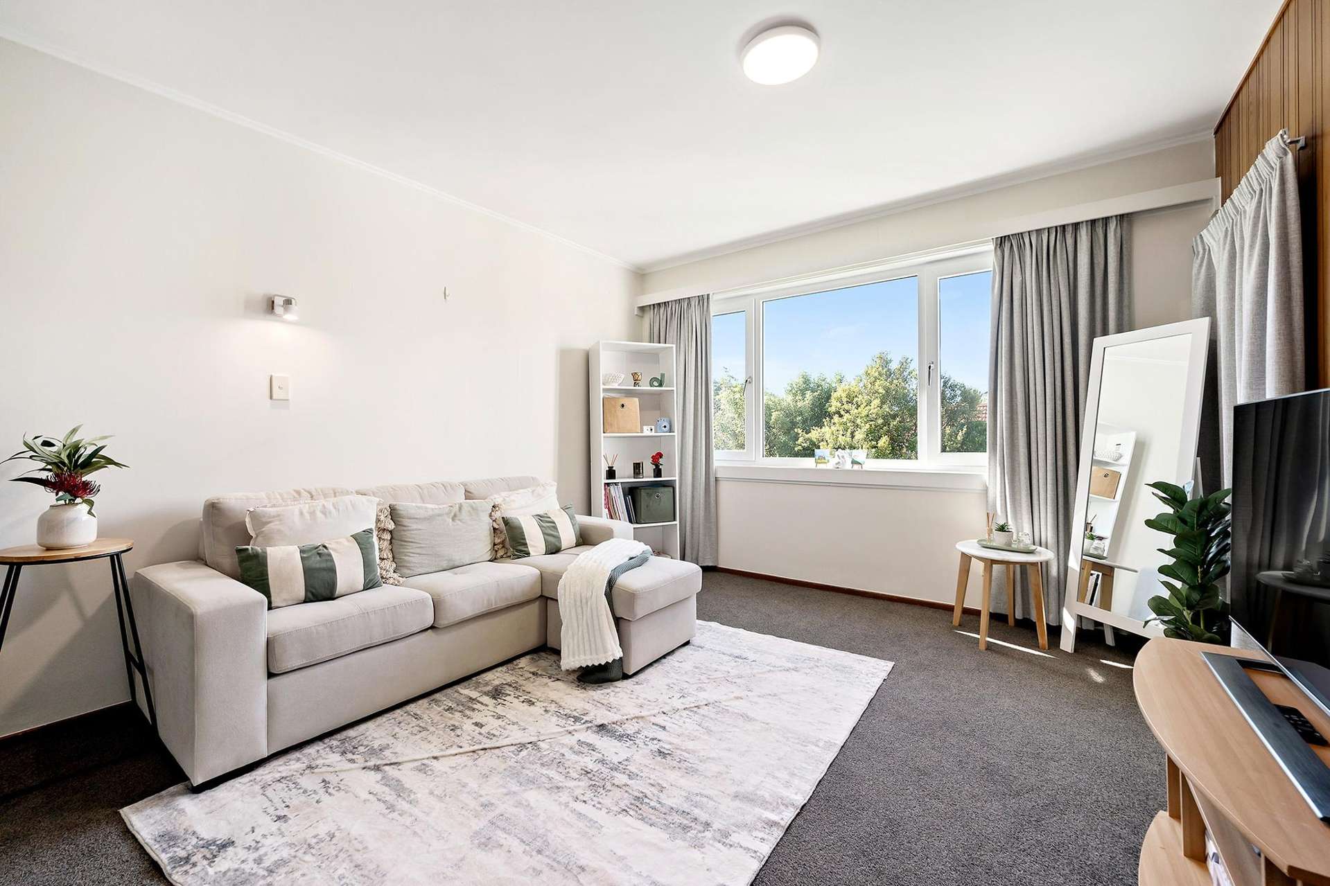 2/18 Agra Crescent Khandallah_0