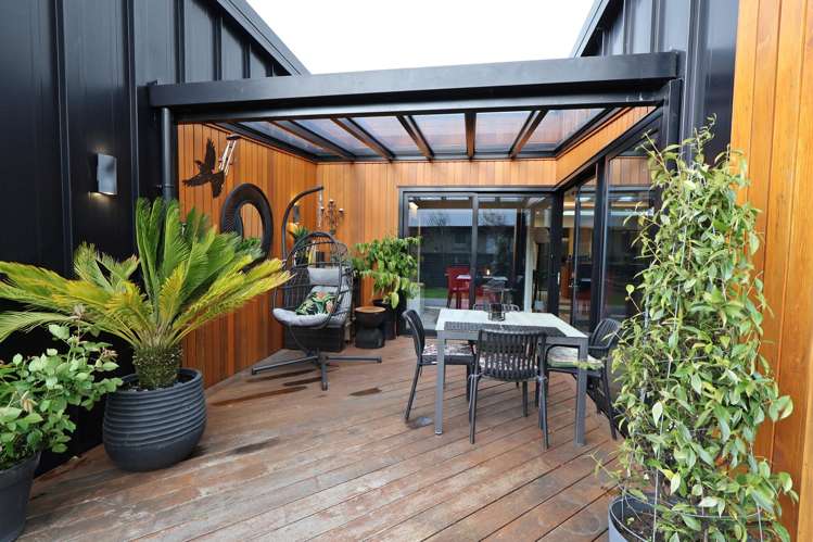 411 North Road Waikiwi_25