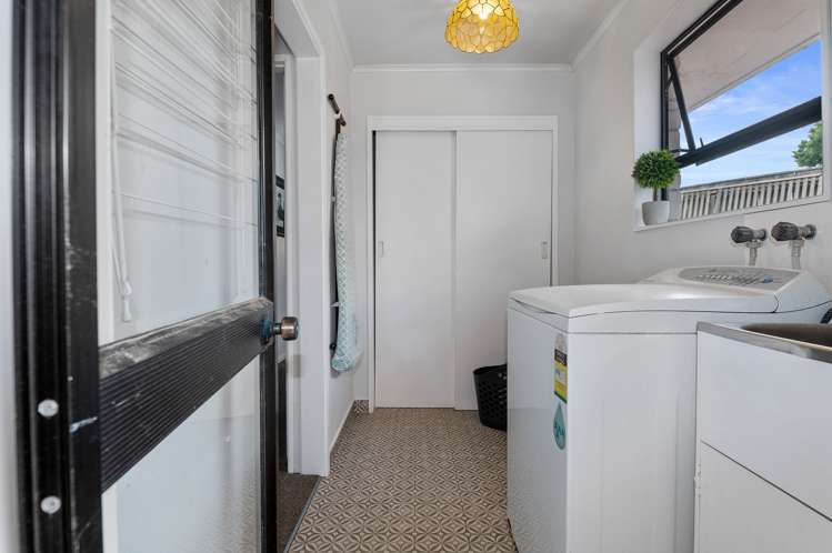 224 Ranolf Street Glenholme_27