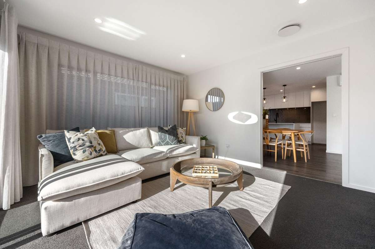 33 Makete Crescent_1