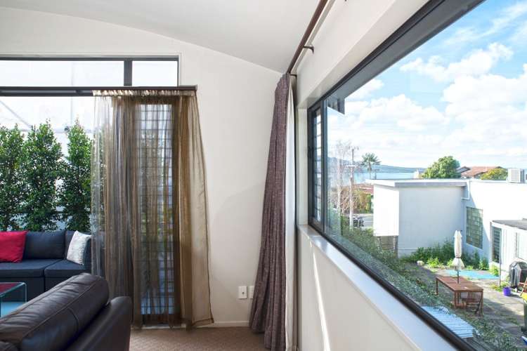 33a Seacliffe Avenue Belmont_23