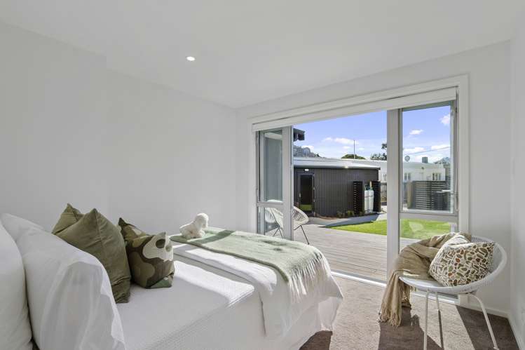 16a Denman Street Sumner_12