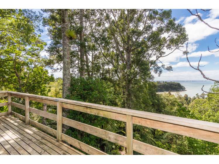 46 Tinopai Road Titirangi_5